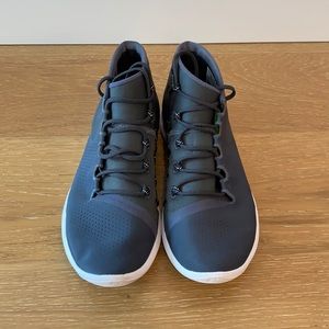 Under Armour Sneakers size 7.5